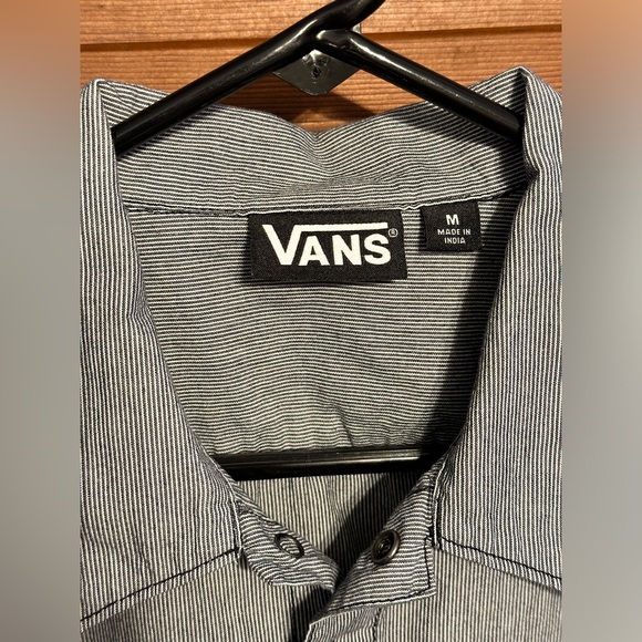 Vans Button Down Shirt - Picture 2 of 2